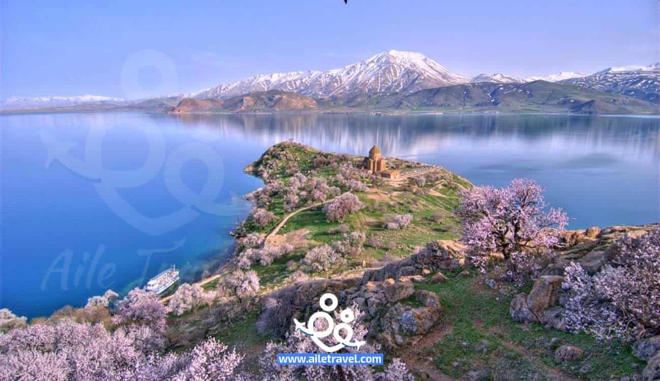 بحيرة سيفان في ارمينيا