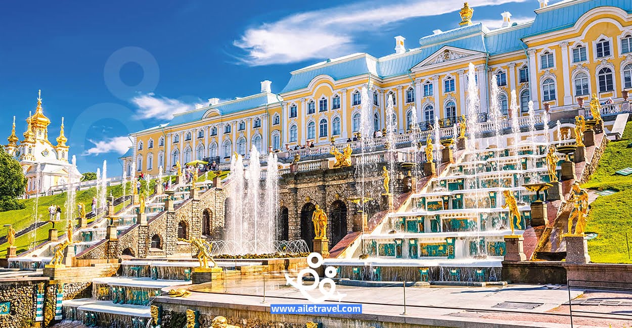 قصر سانت بطرسبرغ في روسيا
