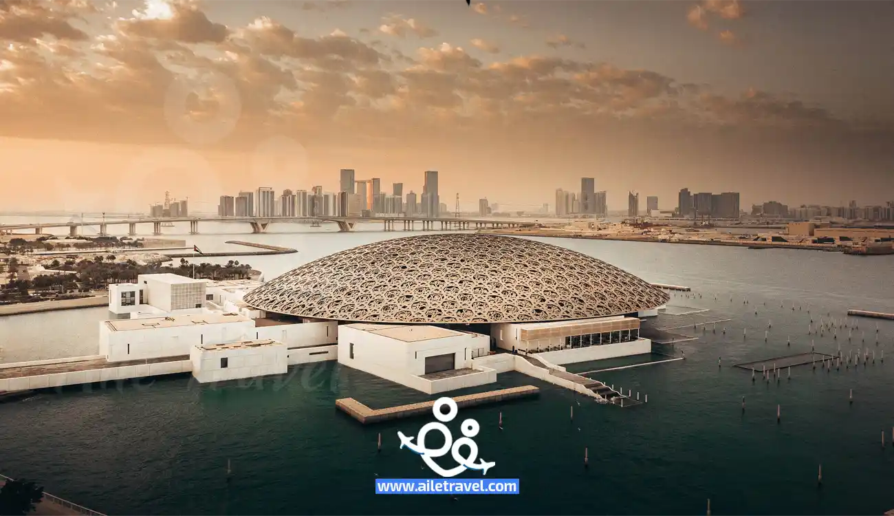 متحف اللوفر في ابوظبي