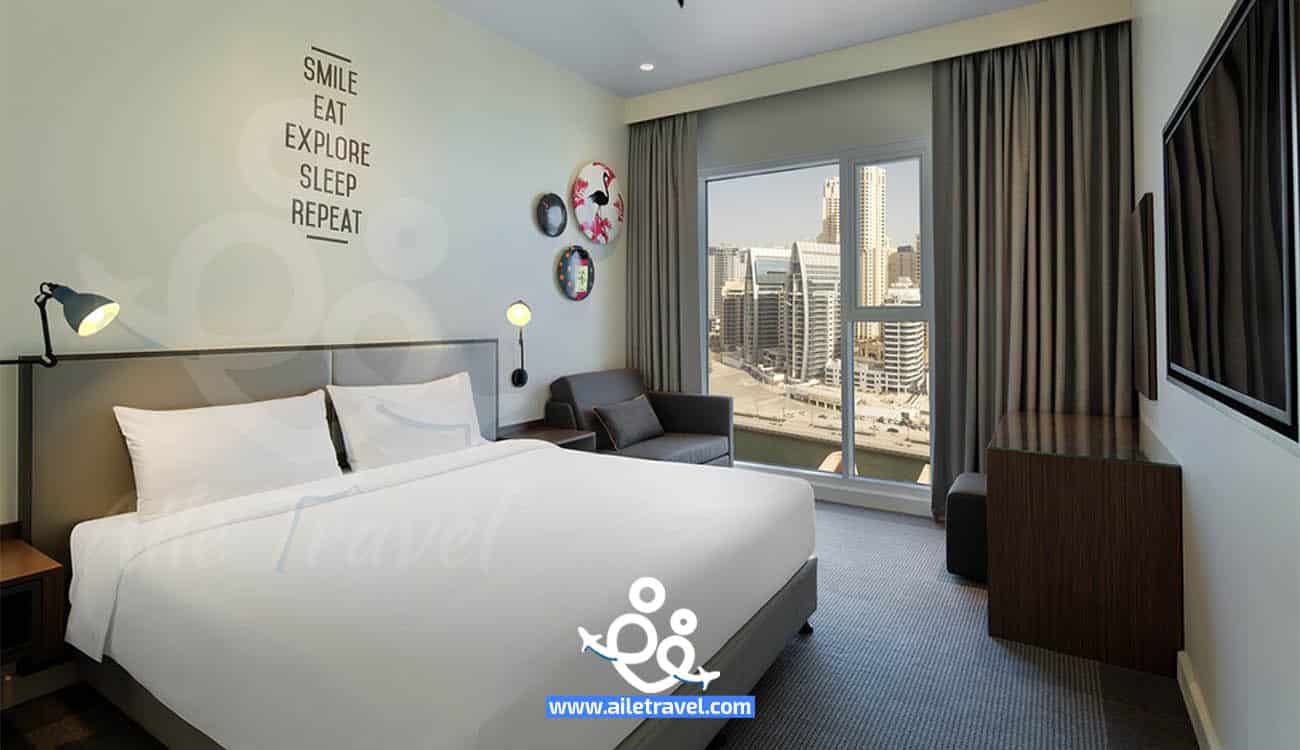 الغرف في فندق روف دبي مارينا