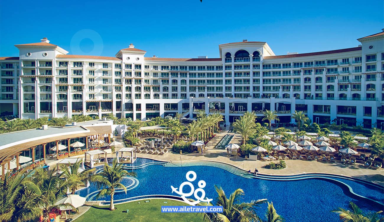 مسبح فندق والدورف أستوريا دبى بالم جميرا